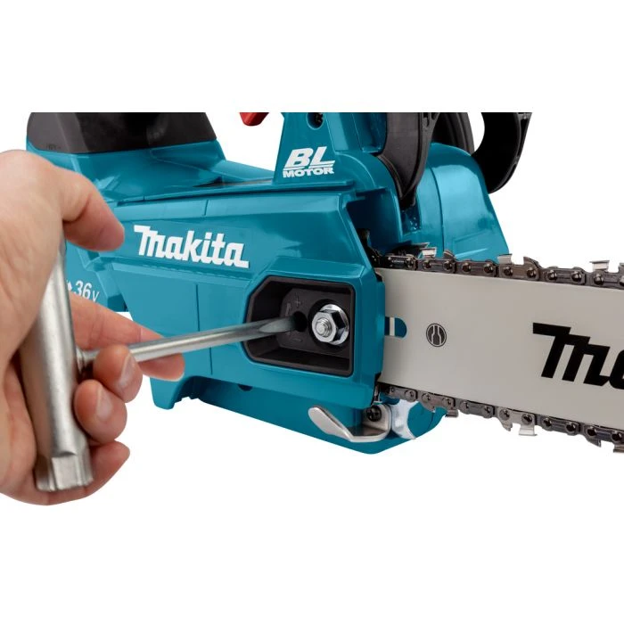 Makita DUC306PT2 LXT 2x18 V Tophandle Kettingzaag 30 Cm 15 Makita DUC306PT2 LXT 2x18 V Tophandle Kettingzaag 30 Cm - Afbeelding 15